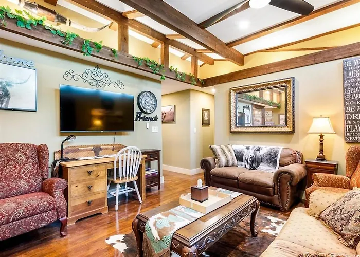 Stockyards Longhorn House, Tcu Close By Holiday home *